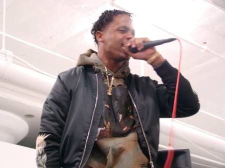 Photo by Dan Garcia/The Early Registration