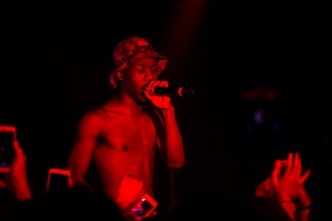 16595480379_fd0471cc3a_z