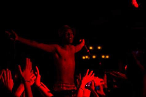 16781567245_feda579959_z