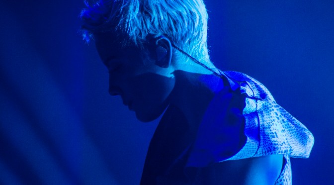 Concert Review: Halsey Performs at The Vic Theatre in Chicago