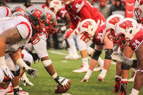 Photo by Dan Garcia/The Early Registration