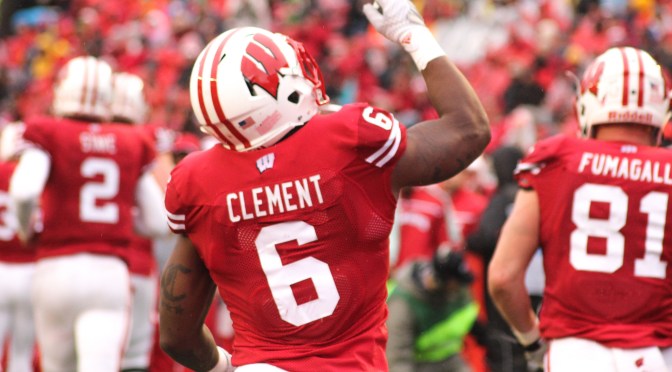 Recap: Wisconsin Badgers Dominate Rutgers Scarlet Knights in 48-10 Victory