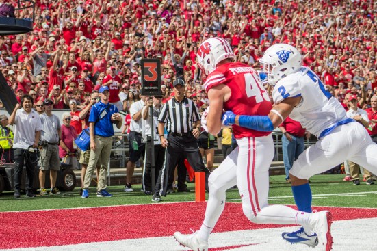 Photo by Dan Garcia/The Early Registration