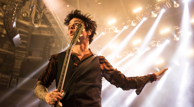 Photos: Green Day Invades Green Bay For a Matchup Meant To Be On Their Revolution Radio Tour