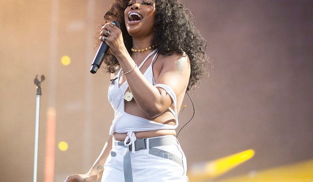 Review: iHeartRadio’s Jingle Ball Brings Holiday Magic to New York City with Olivia Rodrigo, SZA and More