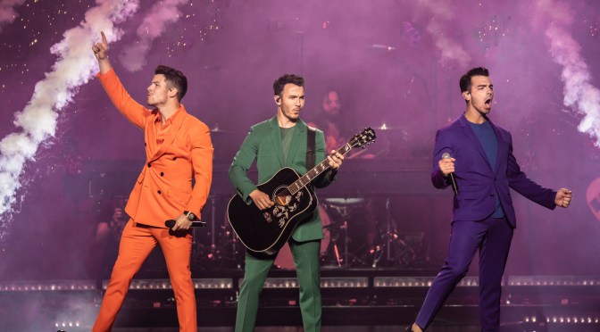 Photos: The Jonas Brothers Bring Happiness to Milwaukee