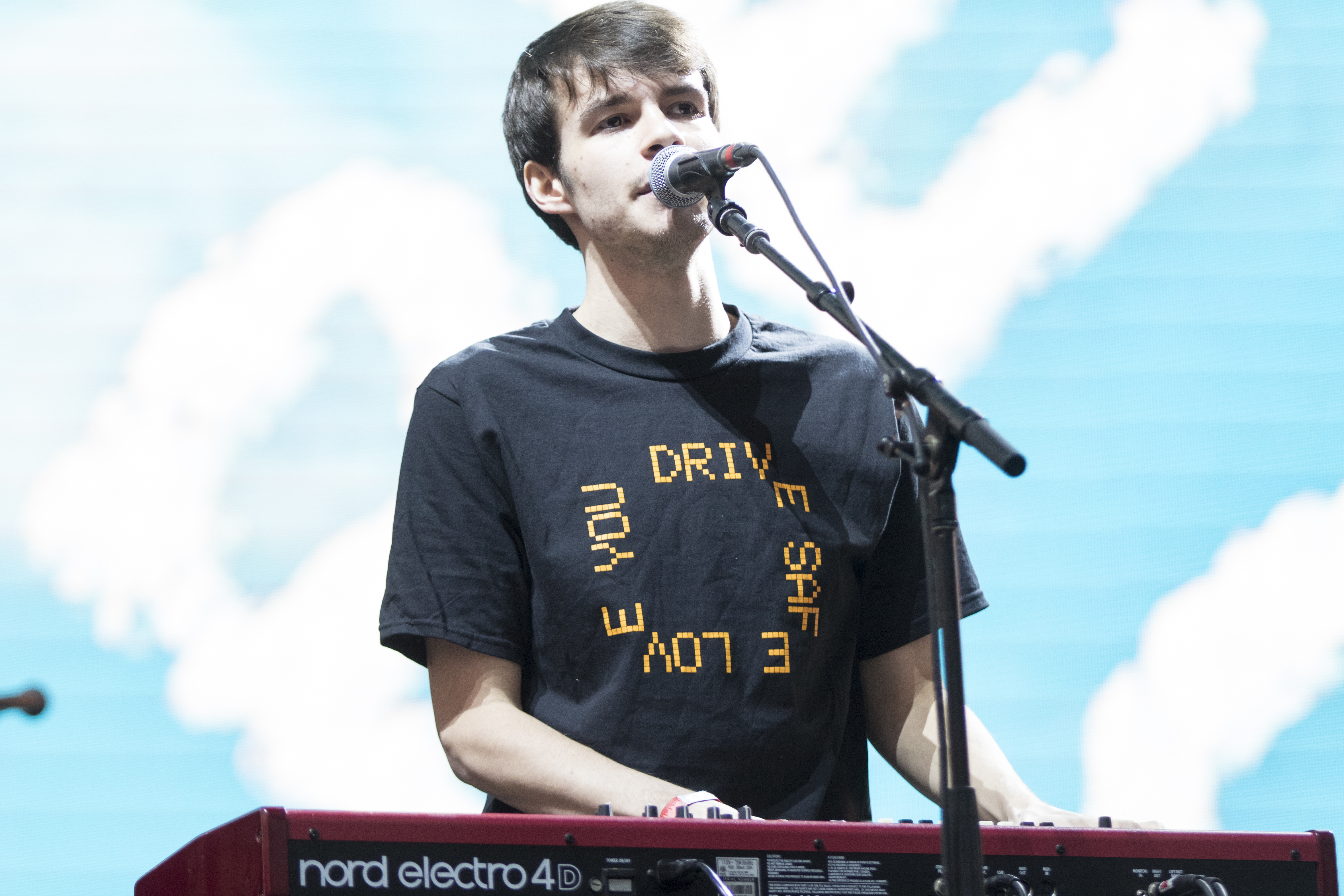 Rex-Orange-County002