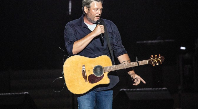 Photos: Blake Shelton Closes Out Country Thunder Wisconsin in Twin Lakes