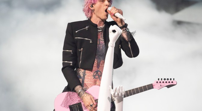 Machine Gun Kelly Brings His Mainstream Sellout Tour to Milwaukee