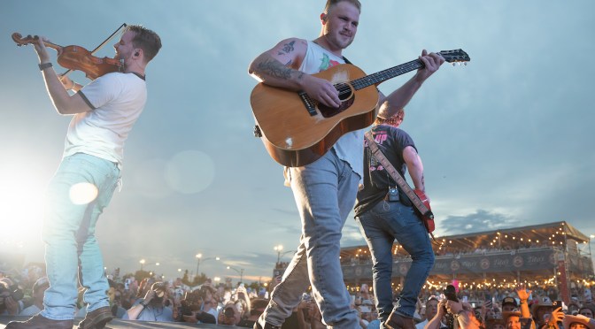 Preview:  Zach Bryan’s 3-Night Residency at Chicago’s United Center