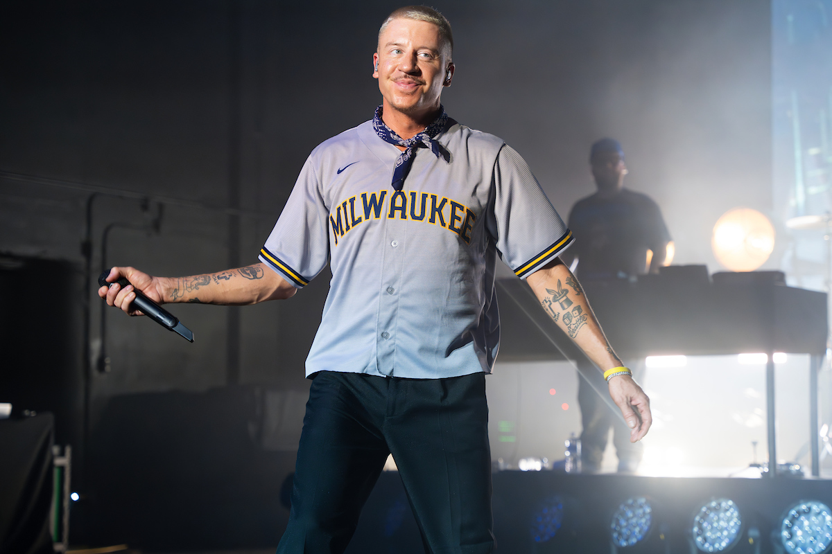 DSC00001-Enhanced-NRmacklemoremacklemore