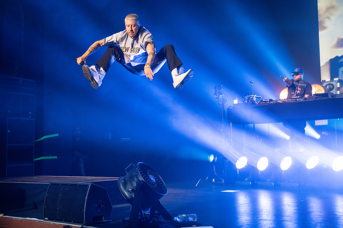 DSC00058-Enhanced-NRmacklemoremacklemore