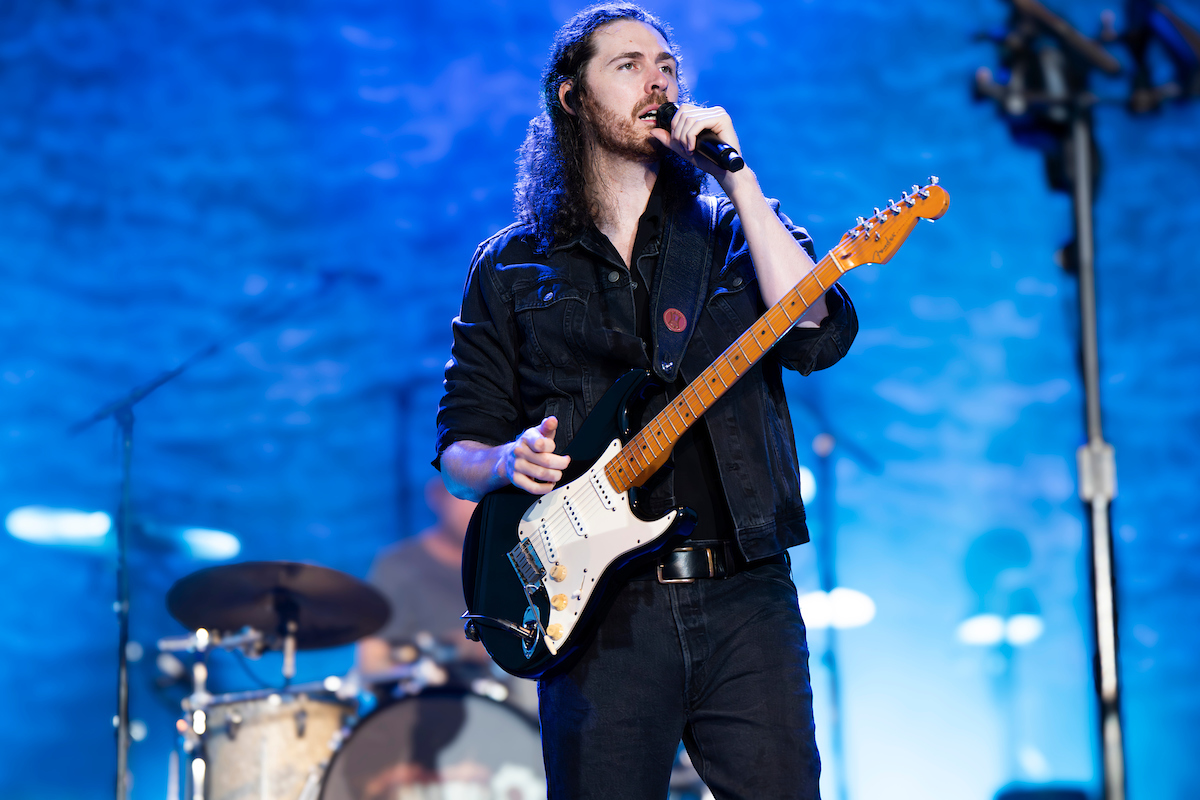 DSC01002-Enhanced-NRhozier