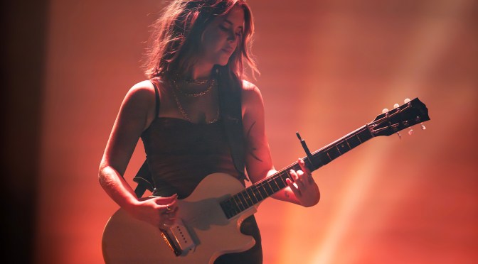 Preview: Maren Morris’ “Dreamsicle Tour” Lands at Ravinia This Weekend