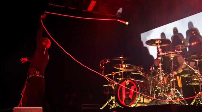 Review: Twenty One Pilots Deliver a Thrilling, Career-Spanning Set at Milwaukee’s AmFam Amp