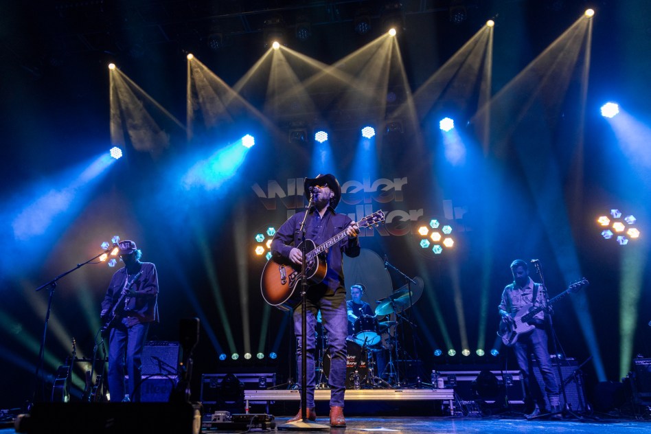 Photos: Wheeler Walker Jr. Gets Filthy on His Farewell Stop at The ...